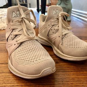 APL Ascend Mid-Top Sneakers Size 8/38 in Birch